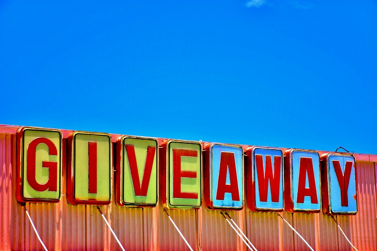 holiday marketing guide
